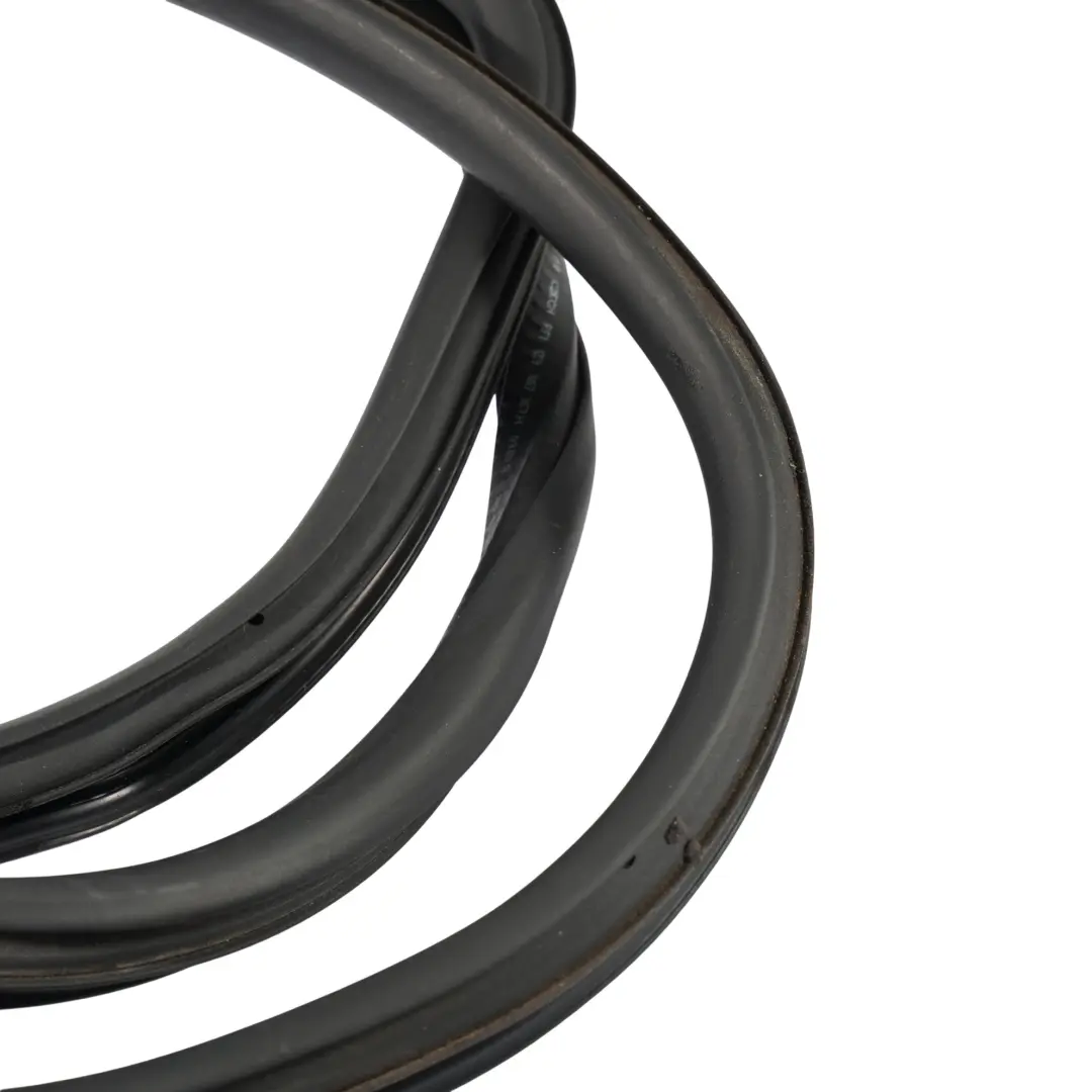 1Z Türdichtung Gummi Hinten Innen Links Rechts für Skoda Octavia mit Teilenummer 1Z9867367H Skoda Octavia 1Z Türdichtung Gummi Hinten Innen Links Rechts - SKU 1Z9867367H - Teilenummer 1Z9867367H