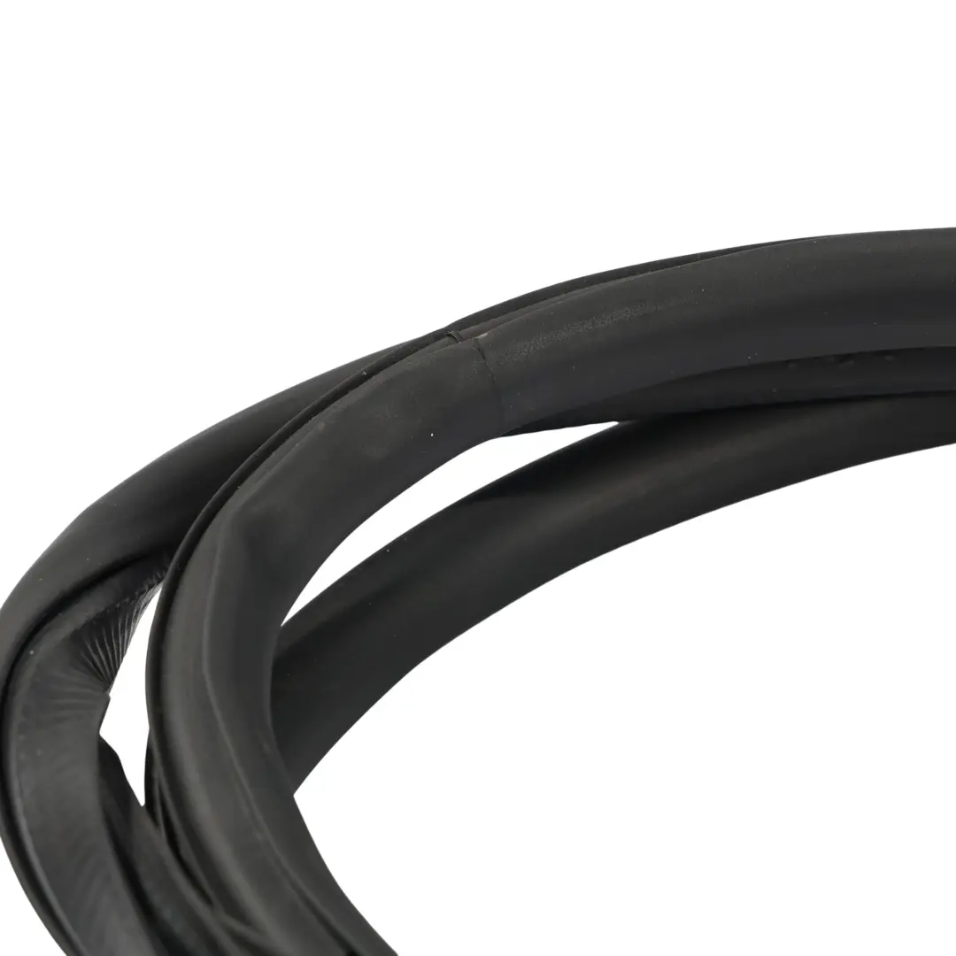Skoda Octavia 1Z Rear Door Seal Rubber Gasket Inner Left Right N/O/S - SKU 1Z9867367H - Part number 1Z9867367H