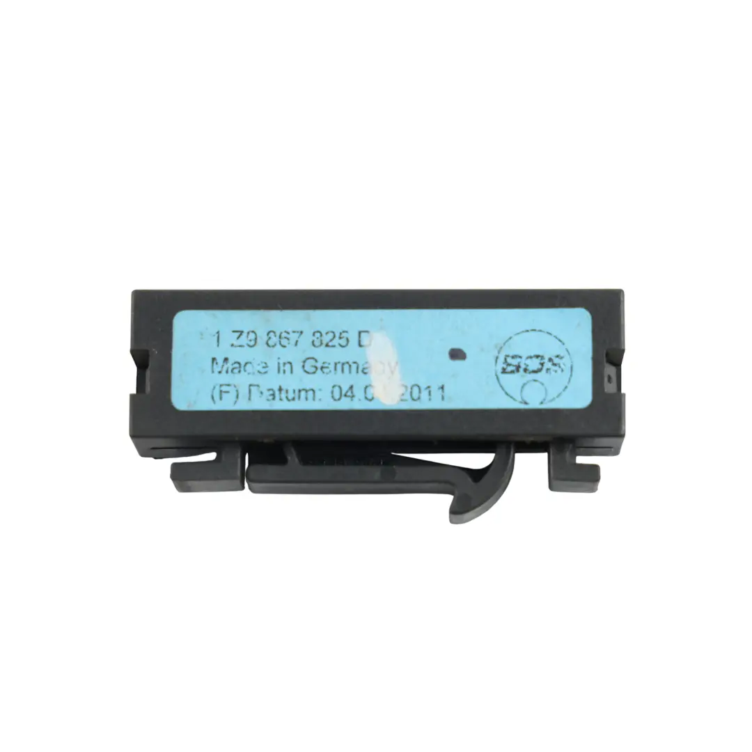 Volkswagen Passat B7 Kofferraum Gepäckfach Rollo Verriegelung - SKU 1Z9867825D - Teilenummer 1Z9867825D