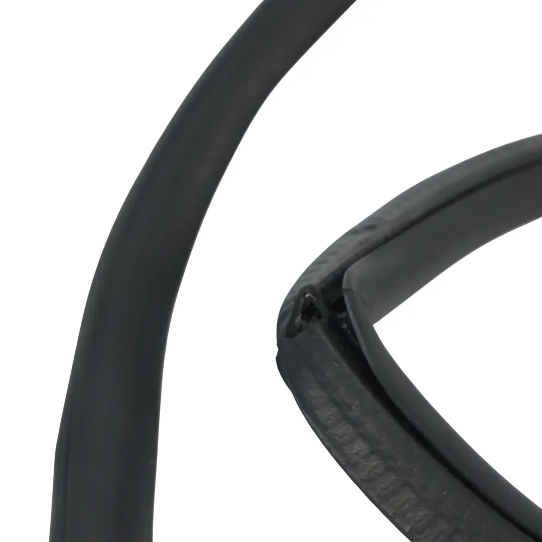MK5 Türdichtung Hinten Gummi Links Rechts für Ford Mondeo mit Teilenummer 2002694 Ford Mondeo MK5 Türdichtung Hinten Gummi Links Rechts - SKU 2002694 - Teilenummer 2002694