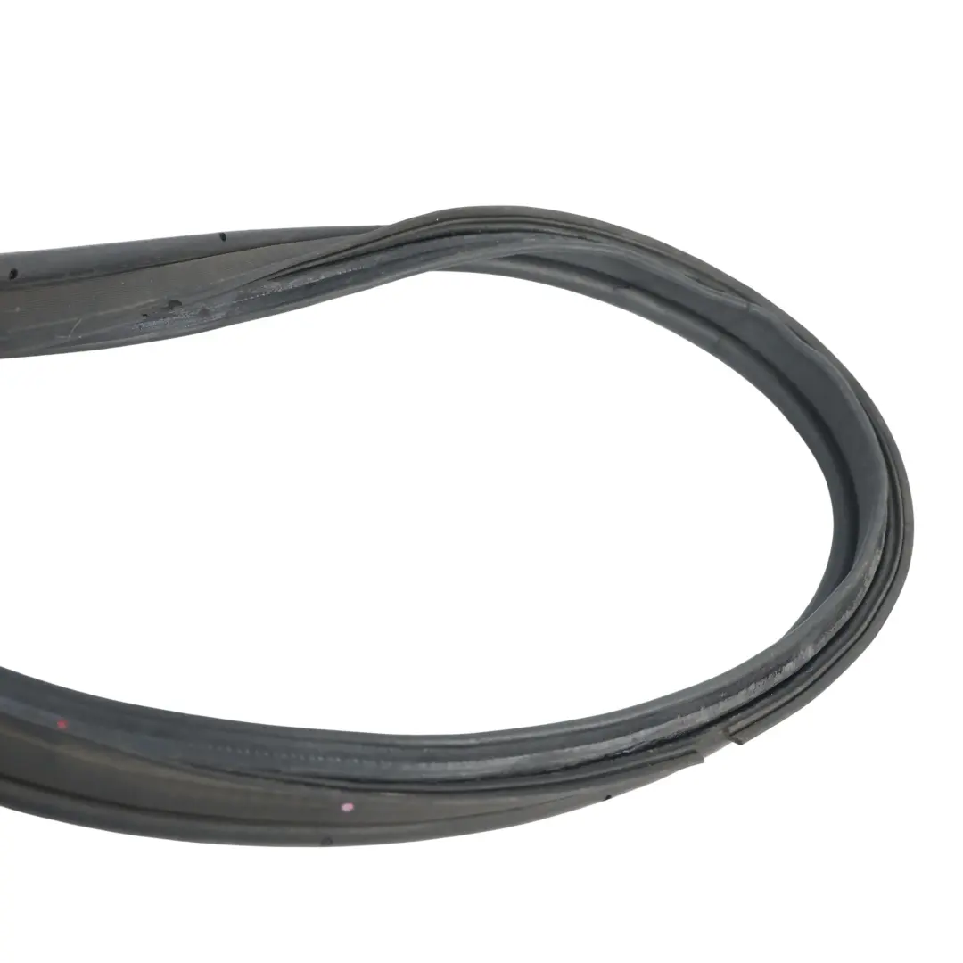 Ford Mondeo MK5 Heckklappe Mitte Dichtung Gummidichtung DS73-F438A00-BC - SKU 2107084 - Teilenummer 2107084