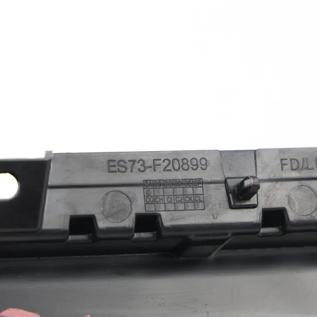MK5 Türrahmen Fenster Zierleiste Vorne Links ES73-F20899 für Ford Mondeo mit Teilenummer 2108131 Ford Mondeo MK5 Türrahmen Fenster Zierleiste Vorne Links ES73-F20899 - SKU 2108131 - Teilenummer 2108131