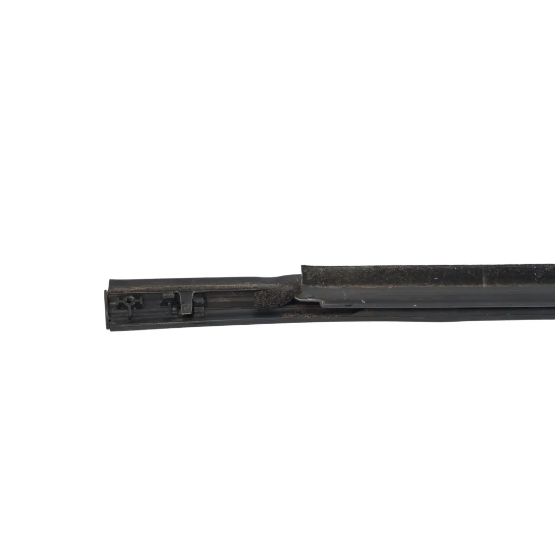 MK6 Burlete Ventana Puerta Delantera Cromado Izquierdo para Ford Ranger con número de pieza 2218509 Ford Ranger MK6 Burlete Ventana Puerta Delantera Cromado Izquierdo - SKU 2218509 - Número de pieza 2218509