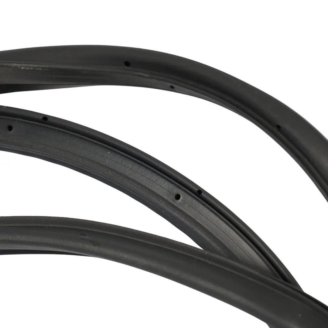 Mk6 Front Door Seal Surround Gasket Rubber Left N/S to Ford Ranger with Part number 2230894 Ford Ranger Mk6 Front Door Seal Surround Gasket Rubber Left N/S - SKU 2230894 - Part number 2230894