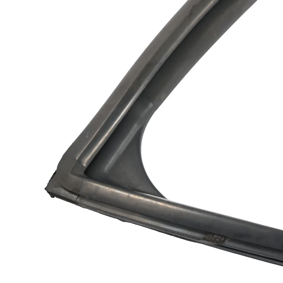 Mk6 Front Door Window Seal Gasket Rubber Left N/S EB3B-2621511-AB to Ford Ranger with Part number 2290068 Ford Ranger Mk6 Front Door Window Seal Gasket Rubber Left N/S EB3B-2621511-AB - SKU 2290068 - Part number 2290068