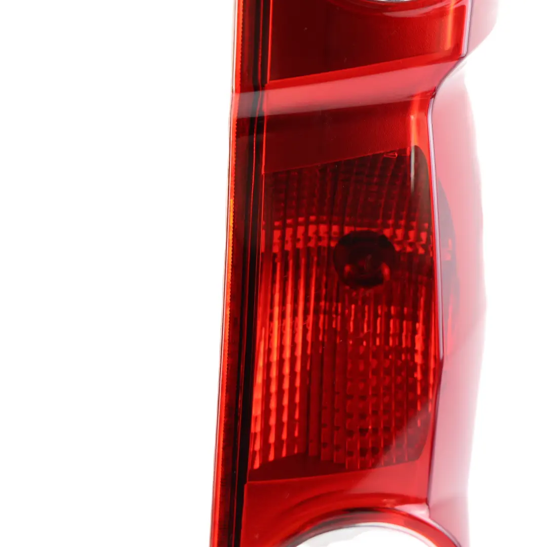 Fanale Posteriore Destro Luce Stop TYC 11-B681 per VW Crafter con numero di parte 2E0945096 VW Crafter Fanale Posteriore Destro Luce Stop TYC 11-B681 - SKU 2E0945096-1 - Numero di parte 2E0945096