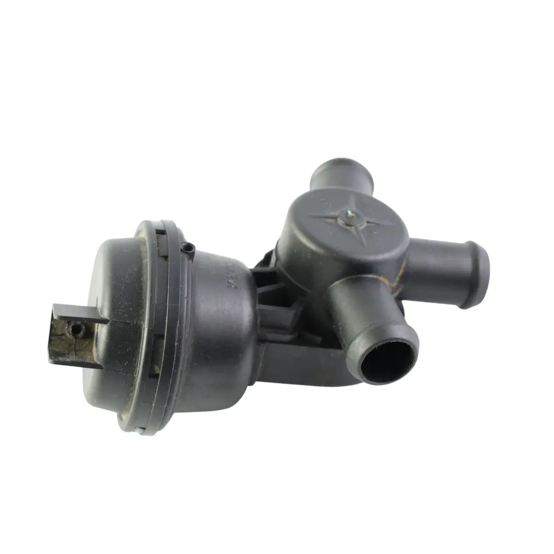 Valvola Vuoto Sistema Raffreddamento 2.0 TDI per Volkswagen Crafter 35 2E con numero di parte 2H0121805A Volkswagen Crafter 35 2E Valvola Vuoto Sistema Raffreddamento 2.0 TDI - SKU 2H0121805A - Numero di parte 2H0121805A