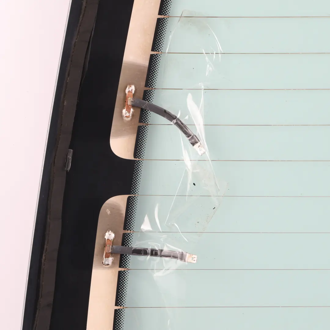 2K Rear Door Window Boot Lid Glass AS2 Right O/S to Volkswagen Caddy with Part number 2K0845502R Volkswagen Caddy 2K Rear Door Window Boot Lid Glass AS2 Right O/S - SKU 2K0845502R - Part number 2K0845502R