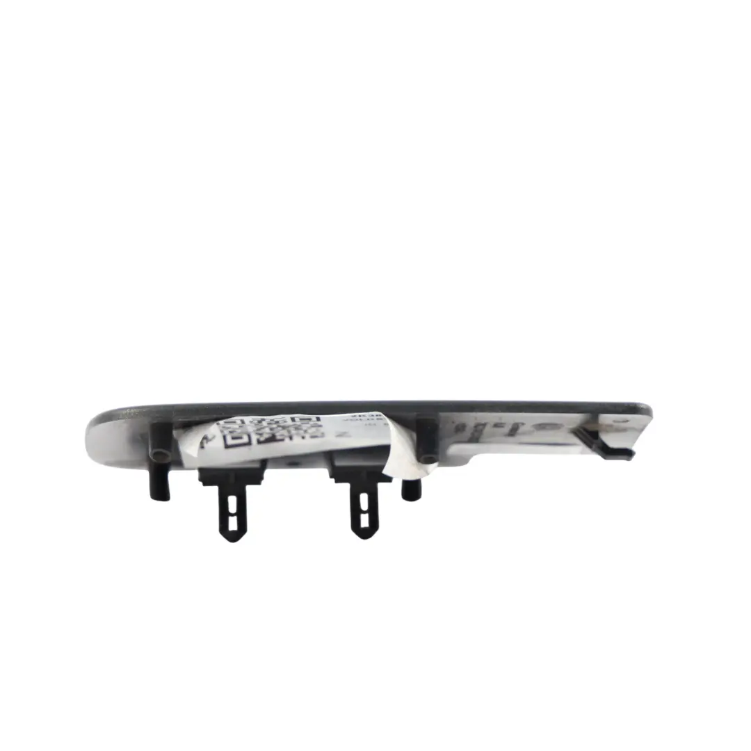 2K Cubierta Riel Puerta Corredera Izquierda para Volkswagen Caddy Maxi con número de pieza 2K3843883 Volkswagen Caddy Maxi 2K Cubierta Riel Puerta Corredera Izquierda - SKU 2K3843883 - Número de pieza 2K3843883
