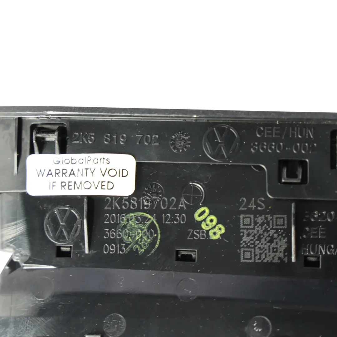 2K Armaturenbrett Lüftungsgitter Blende Rechts für Volkswagen Caddy mit Teilenummer 2K5819702A Volkswagen Caddy 2K Armaturenbrett Lüftungsgitter Blende Rechts - SKU 2K5819702A - Teilenummer 2K5819702A
