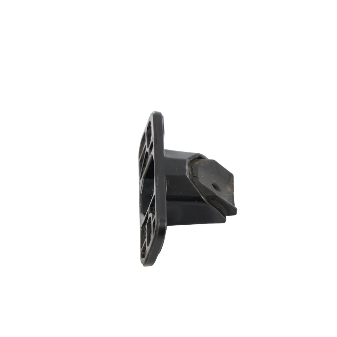 Volkswagen Caddy MK3 Cache Guide Serrure Porte Arrière - SKU 2K5827679 - Numéro de pièce 2K5827679