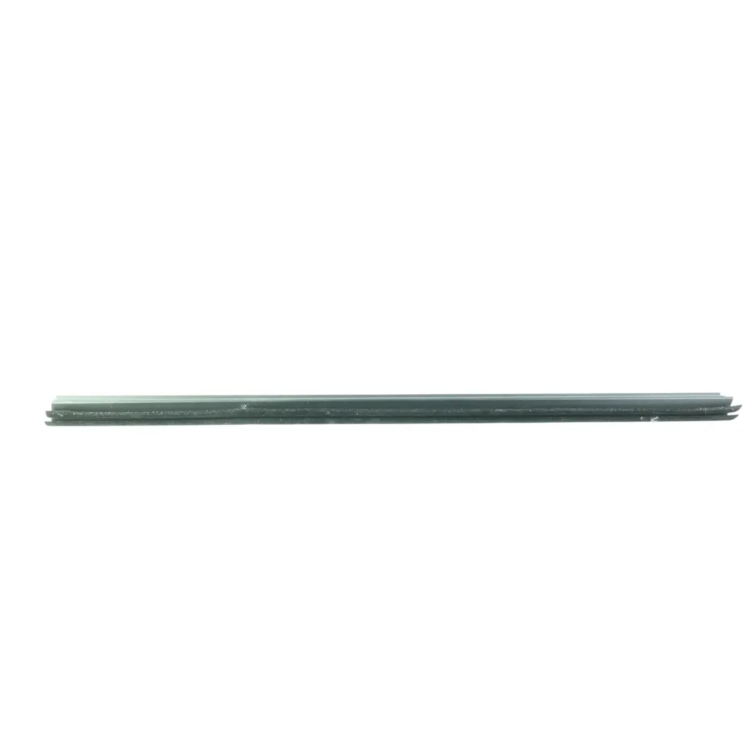 2K Guarnizione Finestrino Anteriore Sinistro per Volkswagen Caddy Maxi con numero di parte 2K5837471A Volkswagen Caddy Maxi 2K Guarnizione Finestrino Anteriore Sinistro - SKU 2K5837471A - Numero di parte 2K5837471A