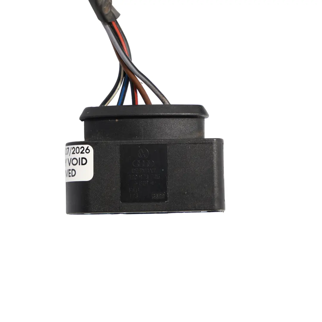 2K Rear Tail Light Lamp Plug Wiring Left N/S to VW Volkswagen Caddy Maxi with Part number 2K5945111C VW Volkswagen Caddy Maxi 2K Rear Tail Light Lamp Plug Wiring Left N/S - SKU 2K5945111C-2 - Part number 2K5945111C