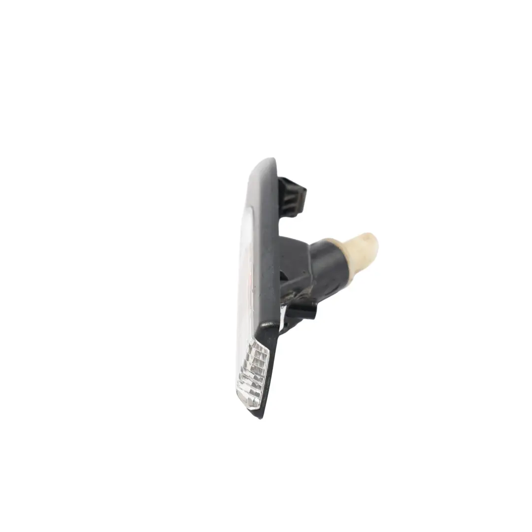 2K SA Indicatore Freccia Parafango Anteriore Destro per Volkswagen Caddy con numero di parte 2K5949102 Volkswagen Caddy 2K SA Indicatore Freccia Parafango Anteriore Destro - SKU 2K5949102 - Numero di parte 2K5949102