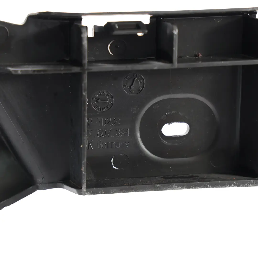Soporte Montaje Parachoques Trasero Derecho para Volkswagen Caddy SB con número de pieza 2K7807394 Volkswagen Caddy SB Soporte Montaje Parachoques Trasero Derecho - SKU 2K7807394 - Número de pieza 2K7807394