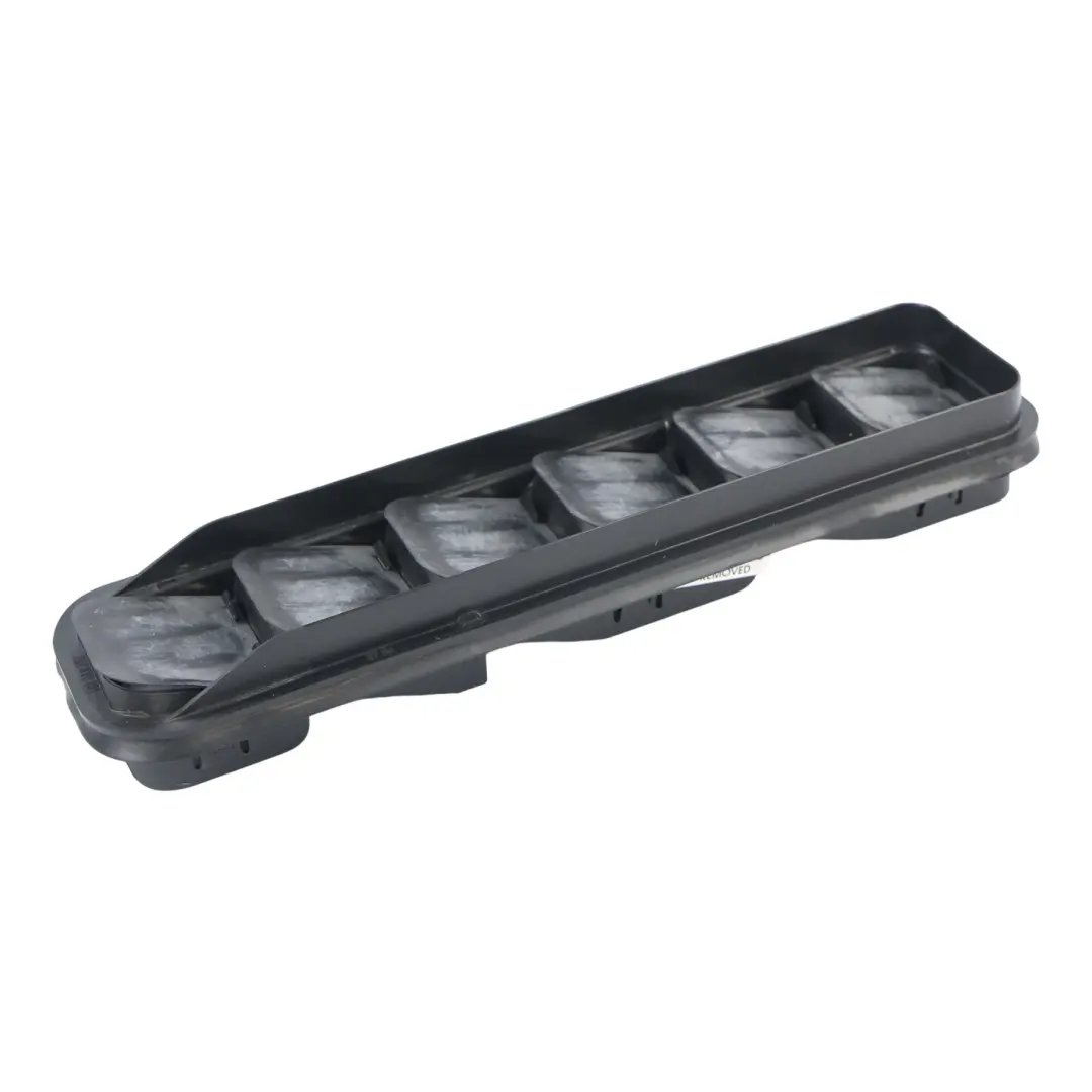 Rejilla Ventilación Delantera Panel Trim para Volkswagen Caddy SB con número de pieza 2K7819181 Volkswagen Caddy SB Rejilla Ventilación Delantera Panel Trim - SKU 2K7819181 - Número de pieza 2K7819181