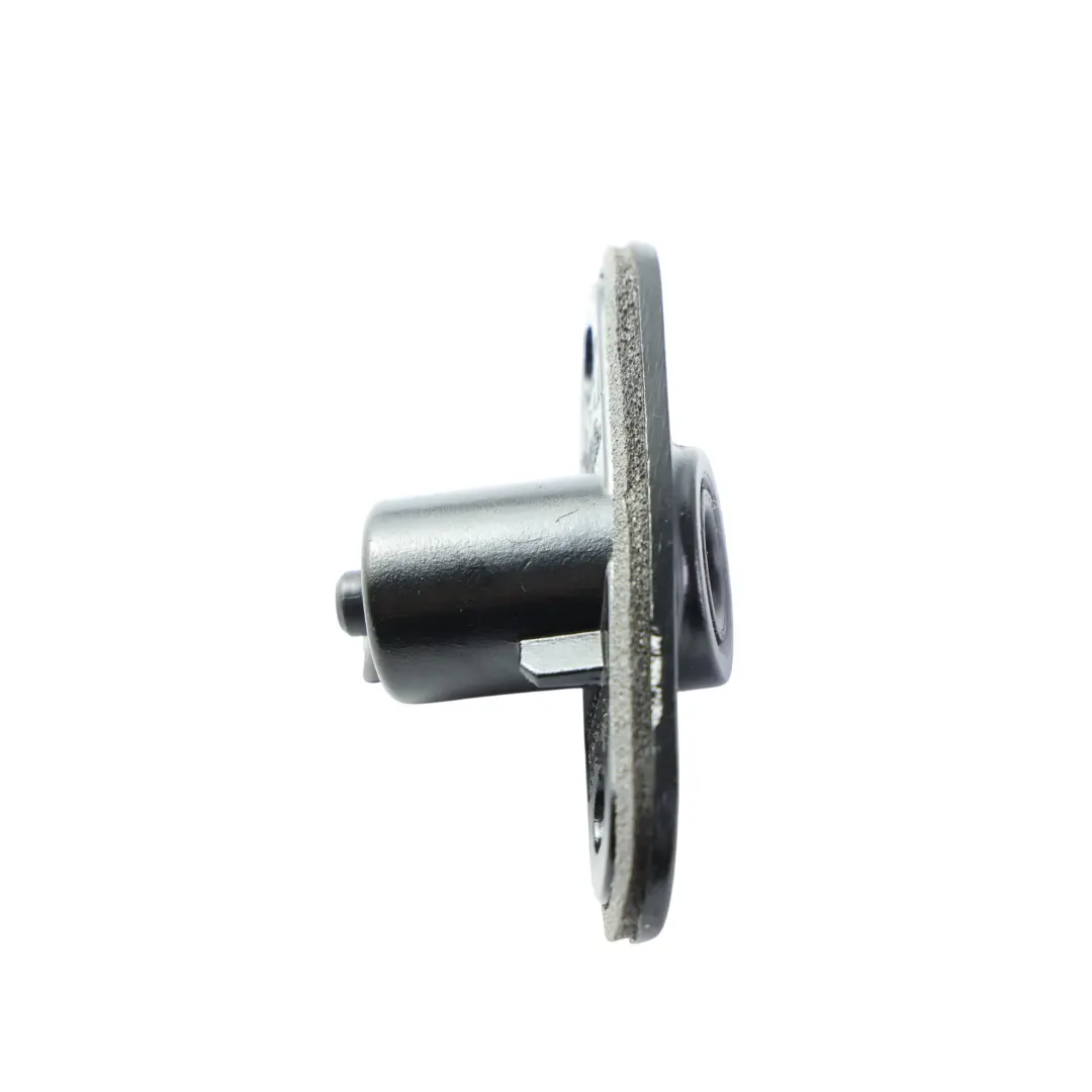 Placa Enganche Pilar B Puerta Corredera para Volkswagen Caddy SB con número de pieza 2K7843637B Volkswagen Caddy SB Placa Enganche Pilar B Puerta Corredera - SKU 2K7843637B - Número de pieza 2K7843637B