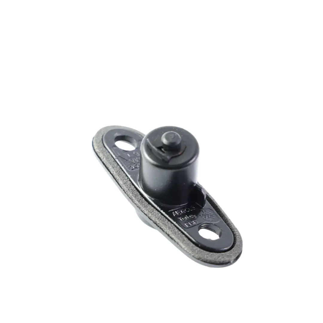 Piastra Fermo Montante B Porta Scorrevole per Volkswagen Caddy SB con numero di parte 2K7843637B Volkswagen Caddy SB Piastra Fermo Montante B Porta Scorrevole - SKU 2K7843637B - Numero di parte 2K7843637B