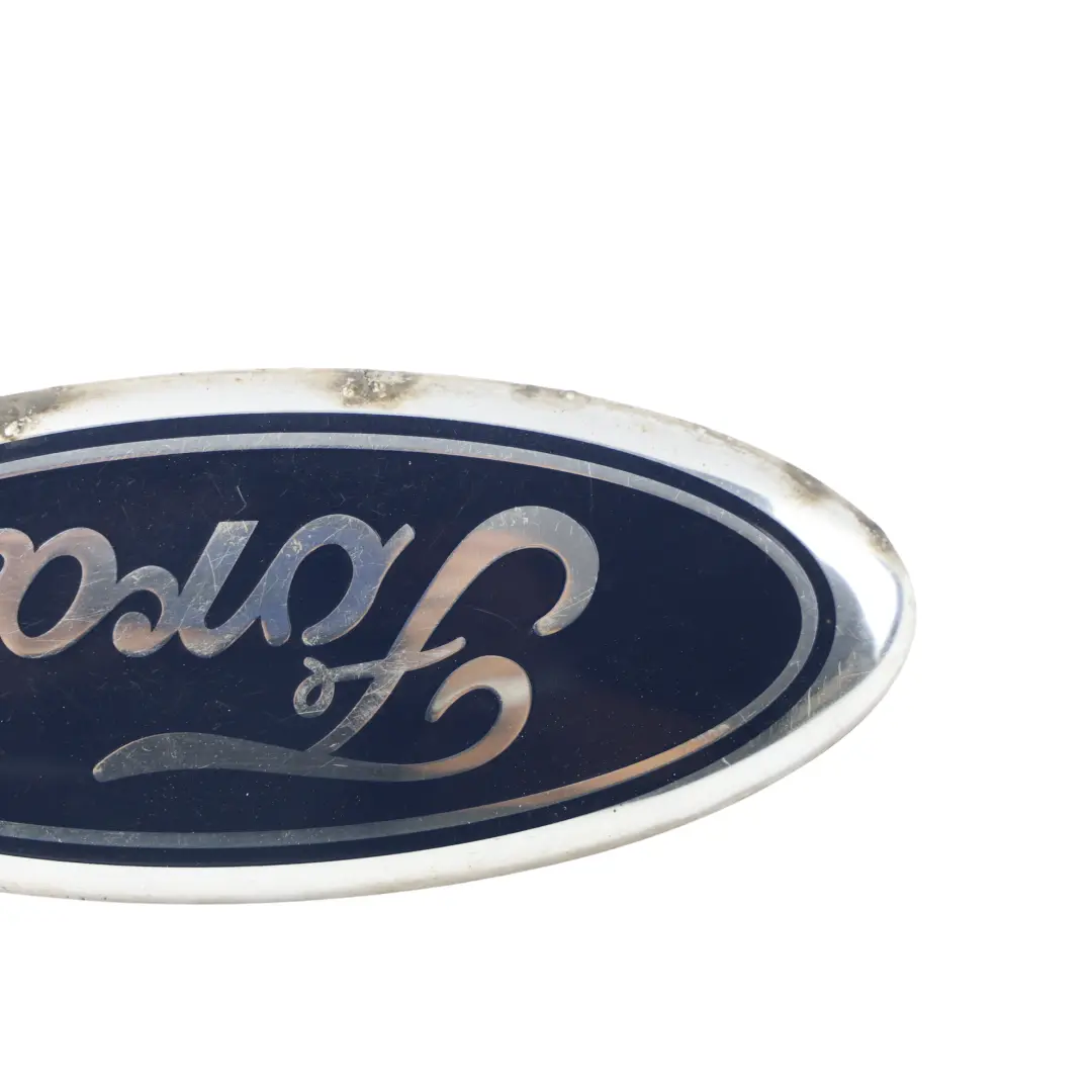 Ford Kuga Emblemat Tylnej Klapy Bagażnika 2N11-N425A52-AA - SKU 2494973-1 - Numer Części 2494973