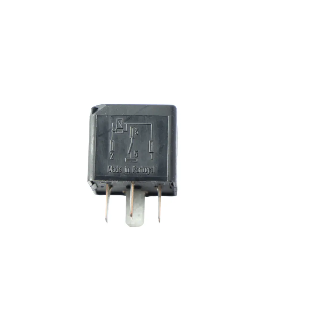 4-Pin Unit 12V 40A to Range Rover L322 Black Relay with Part number 2S7T-14B192-AA Range Rover L322 Black Relay 4-Pin Unit 12V 40A - SKU 2S7T-14B192-AA - Part number 2S7T-14B192-AA