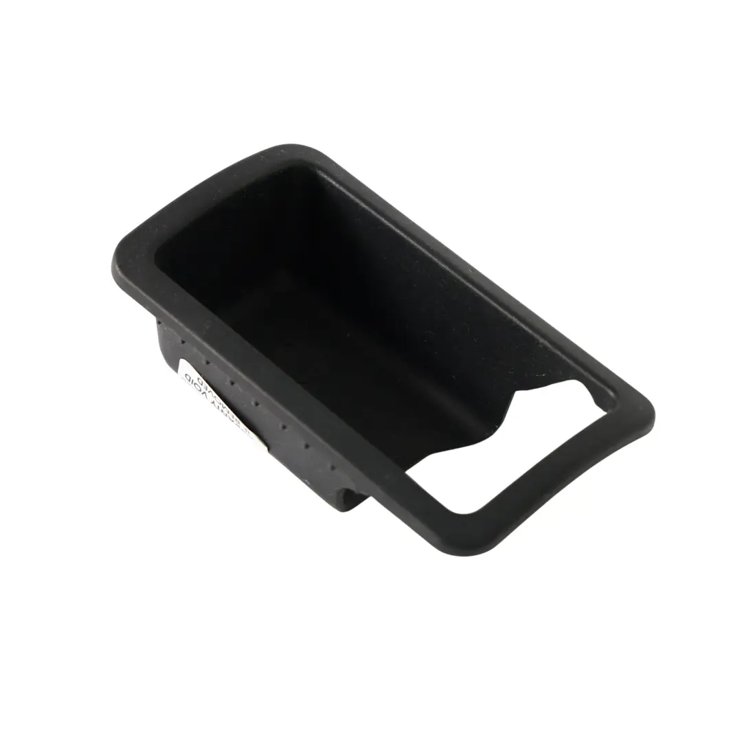 Pokrywa Uchwytu Drzwi Prawa do Ford Transit Connect o numerze 2T14-V22620-ACYYGZ Ford Transit Connect Pokrywa Uchwytu Drzwi Prawa - SKU 2T14-V22620-ACYYGZ - Numer Części 2T14-V22620-ACYYGZ
