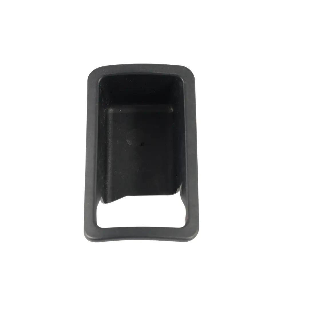 Pokrywa Obudowy Klamki Drzwi Lewa do Ford Transit Connect o numerze 2T14-V22621-ACYYGZ Ford Transit Connect Pokrywa Obudowy Klamki Drzwi Lewa - SKU 2T14-V22621-ACYYGZ - Numer Części 2T14-V22621-ACYYGZ