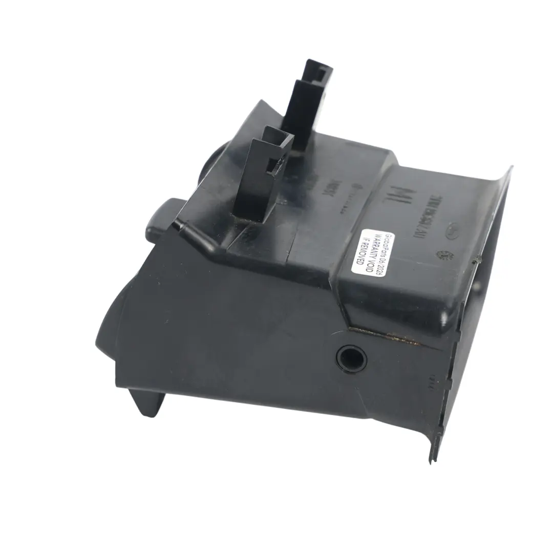 Nawiewnik Środkowy Przedni Lewy do Ford Transit Connect o numerze 2T1H-19C682-AD Ford Transit Connect Nawiewnik Środkowy Przedni Lewy - SKU 2T1H-19C682-AD - Numer Części 2T1H-19C682-AD