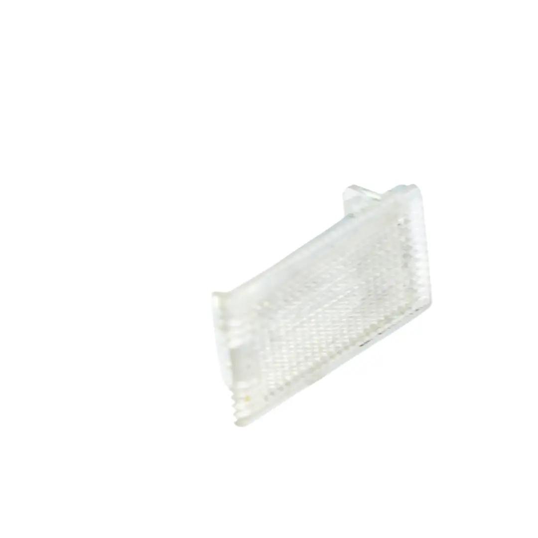 Audi A3 8L A4 S4 8D A6 S6 4A A8 S8 4D RS4 Luz Interior Cortesía - SKU 331947113 - Número de pieza 331947113