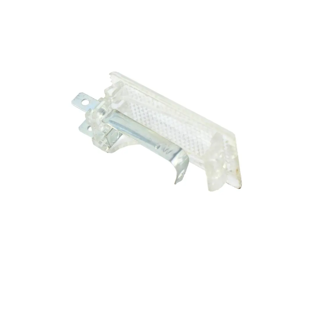 8L A4 S4 8D A6 S6 4A A8 S8 4D RS4 Innenraumleuchte für Audi A3 mit Teilenummer 331947113 Audi A3 8L A4 S4 8D A6 S6 4A A8 S8 4D RS4 Innenraumleuchte - SKU 331947113 - Teilenummer 331947113