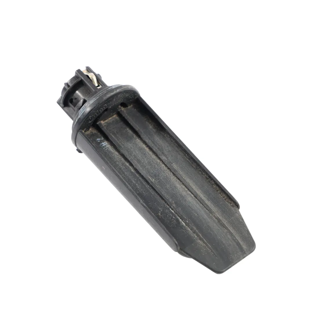Volkswagen Passat B7 Soporte Base Portalámparas Bombilla Intermitente - SKU 3AA953123 - Número de pieza 3AA 953 123