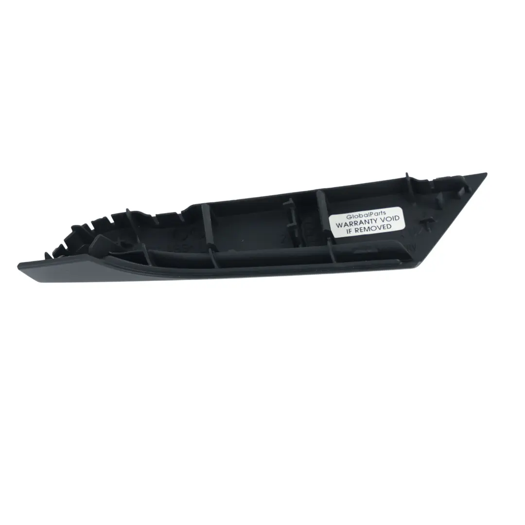 Türverkleidung Griff Blende Hinten Links für Volkswagen Passat B7 mit Teilenummer 3AA867371 Volkswagen Passat B7 Türverkleidung Griff Blende Hinten Links - SKU 3AA867371 - Teilenummer 3AA867371