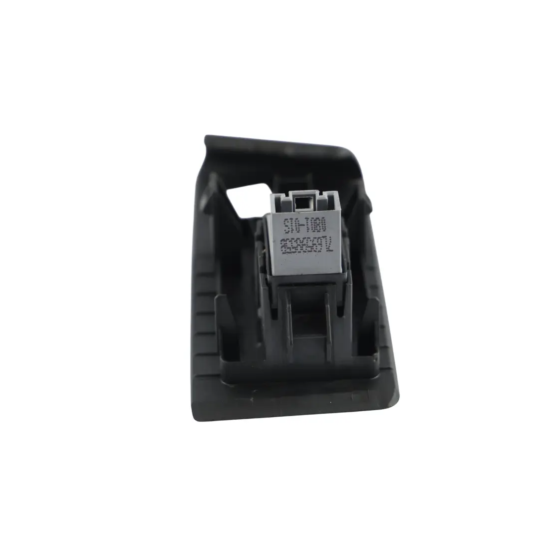 Interruptor Control Ventana Trasera Derecho para Volkswagen Passat B7 con número de pieza 3AA868750 Volkswagen Passat B7 Interruptor Control Ventana Trasera Derecho - SKU 3AA868750 - Número de pieza 3AA868750