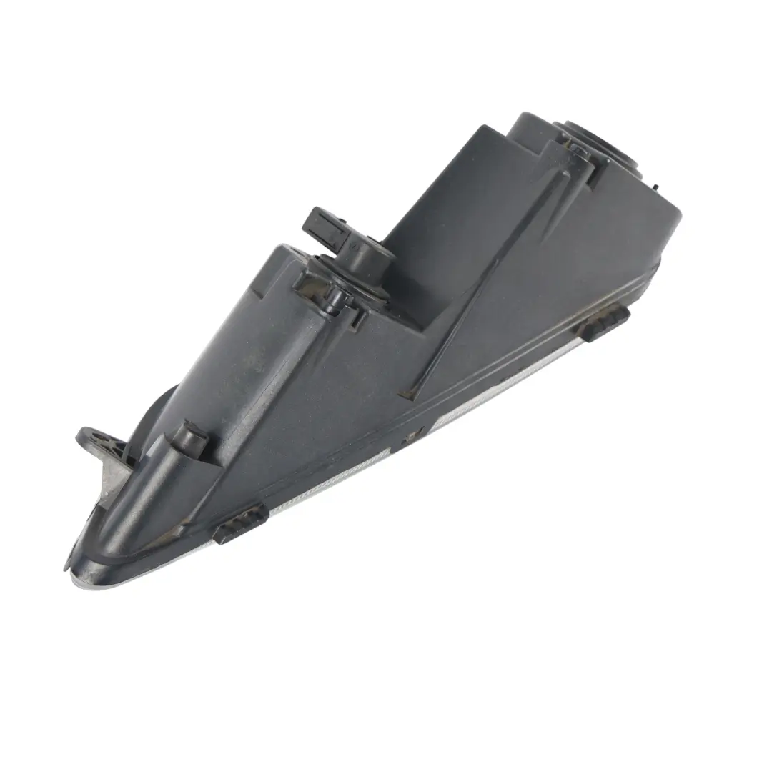 Feu Antibrouillard Feux Diurnes Avant Gauche pour Volkswagen Passat B7 à propos du numéro de pièce 3AA941661E Volkswagen Passat B7 Feu Antibrouillard Feux Diurnes Avant Gauche - SKU 3AA941661E - Numéro de pièce 3AA941661E