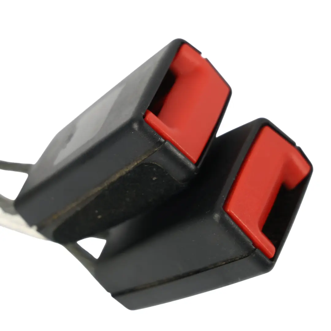 Belt Buckle Centre Left N/S to Volkswagen Passat B7 Rear Double Seat with Part number 3AA857739B Volkswagen Passat B7 Rear Double Seat Belt Buckle Centre Left N/S - SKU 3AA857739B - Part number 3AA857739B