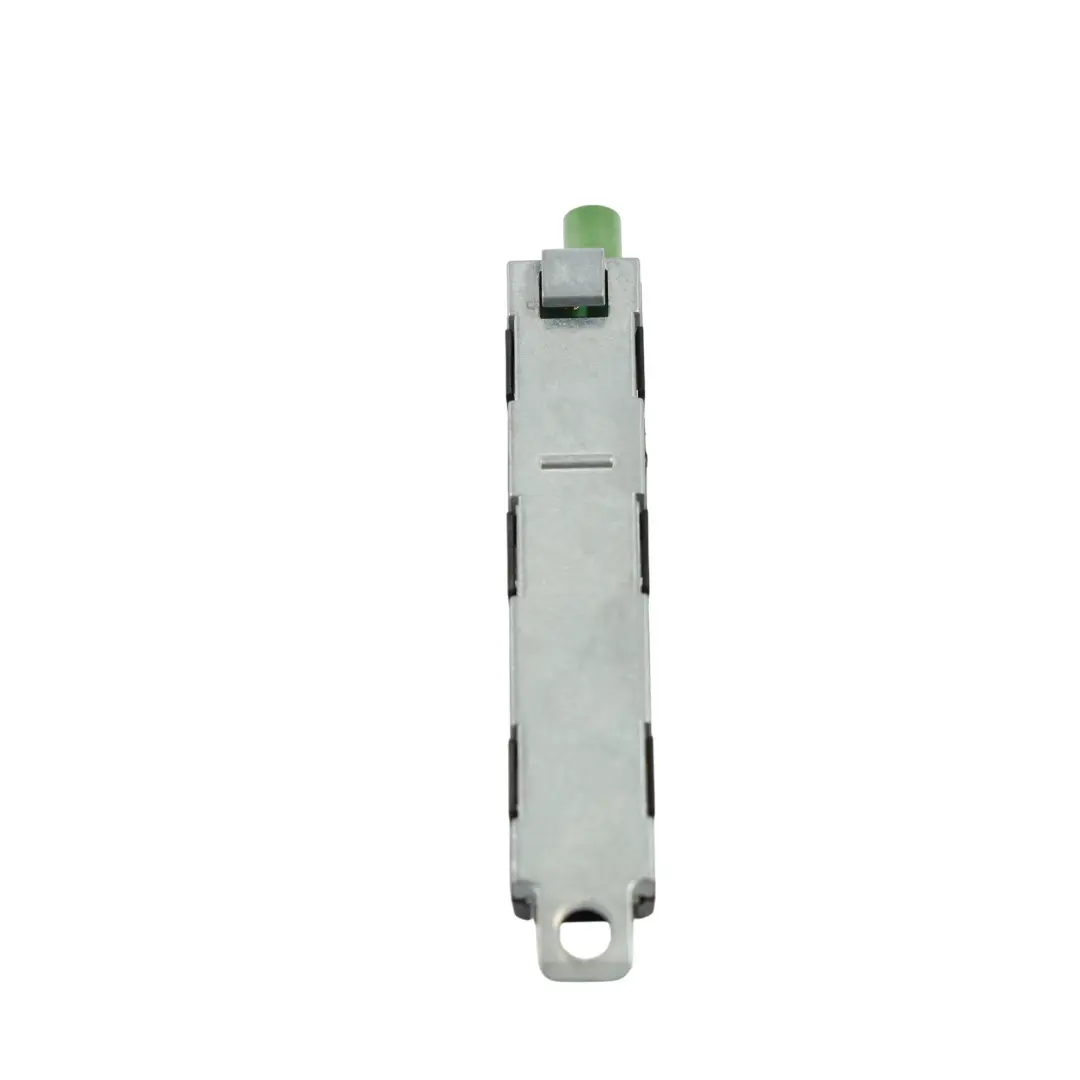 Volkswagen Passat B7 Amplificateur Antenne Unité Droit - SKU 3AF035552M - Numéro de pièce 3AF035552M