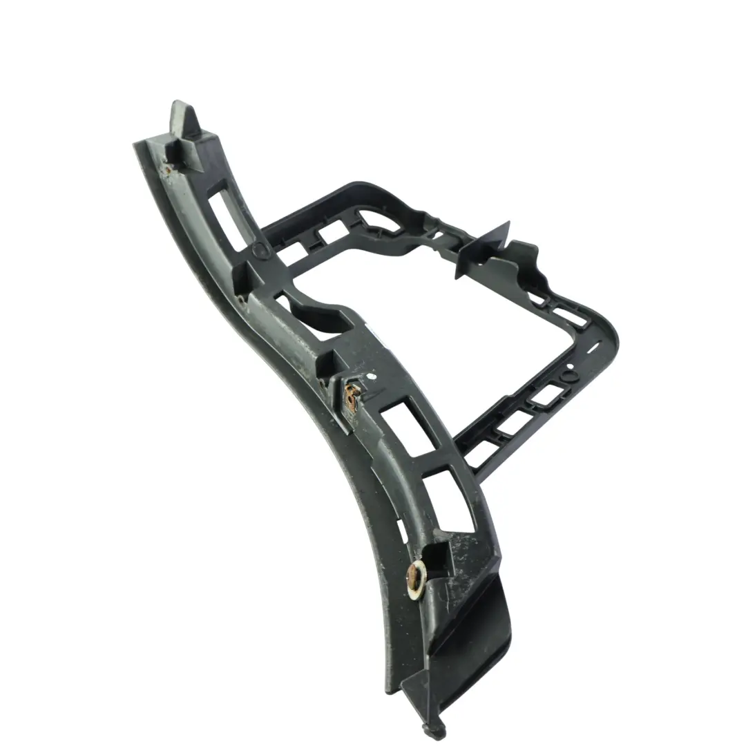 Soporte Montaje Parachoques Trasero Izquierdo para Volkswagen Passat B7 con número de pieza 3AF807377 Volkswagen Passat B7 Soporte Montaje Parachoques Trasero Izquierdo - SKU 3AF807377 - Número de pieza 3AF807377