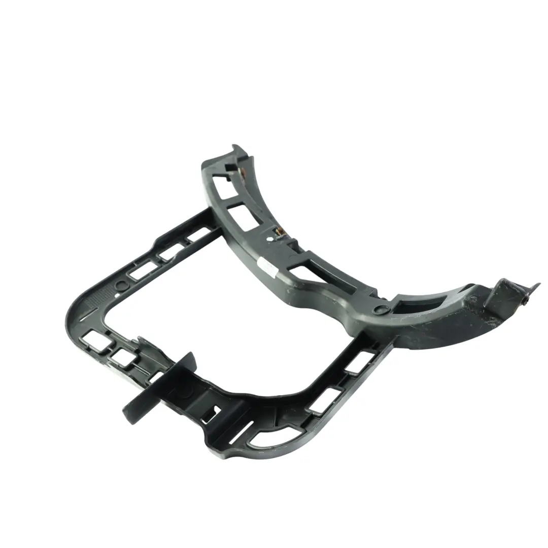 Support Fixation Pare-Chocs Arrière Gauche pour Volkswagen Passat B7 à propos du numéro de pièce 3AF807377 Volkswagen Passat B7 Support Fixation Pare-Chocs Arrière Gauche - SKU 3AF807377 - Numéro de pièce 3AF807377