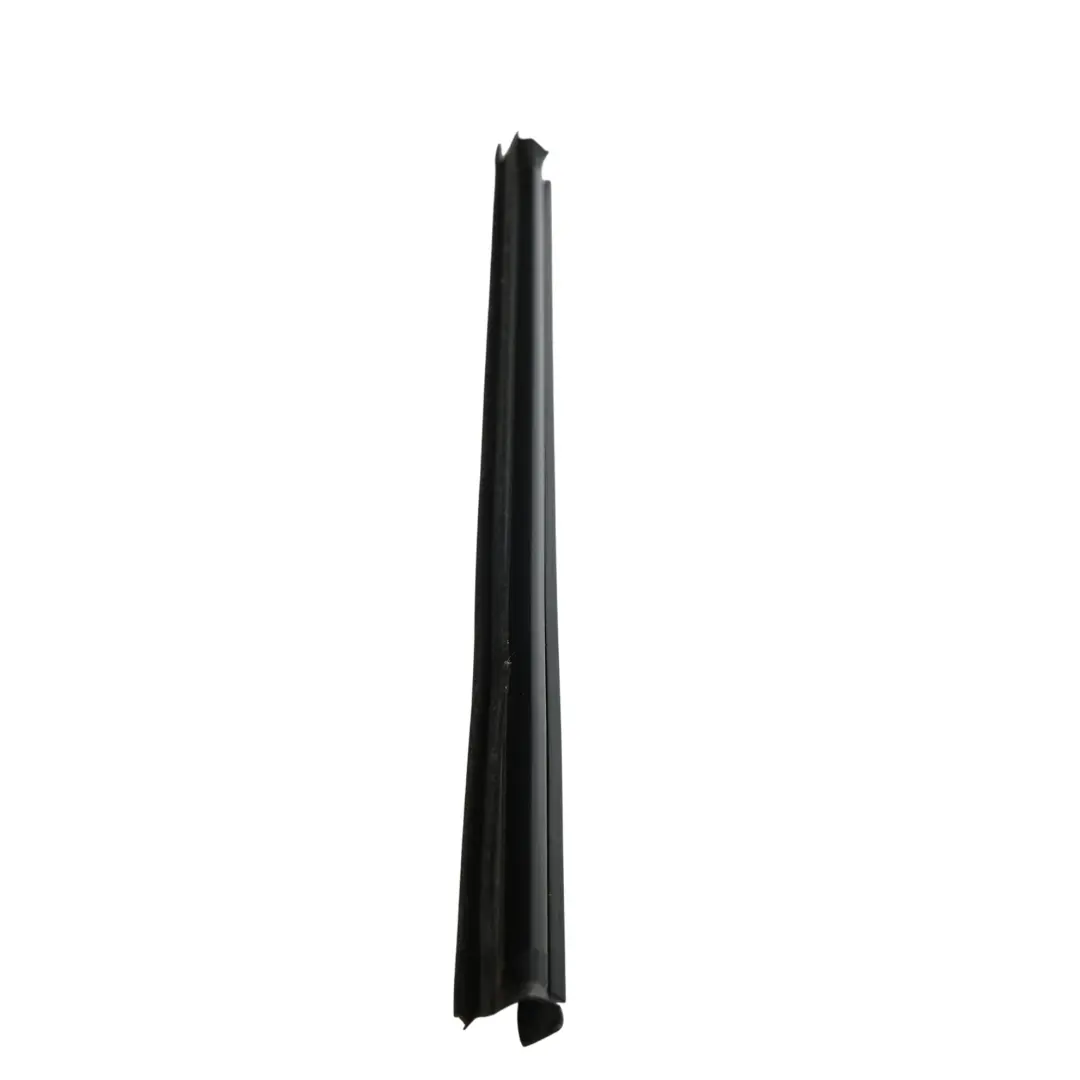 Junta Inferior Ventana Puerta Trasera Izquierda para Volkswagen Passat B7 con número de pieza 3AF839471A Volkswagen Passat B7 Junta Inferior Ventana Puerta Trasera Izquierda - SKU 3AF839471A - Número de pieza 3AF839471A