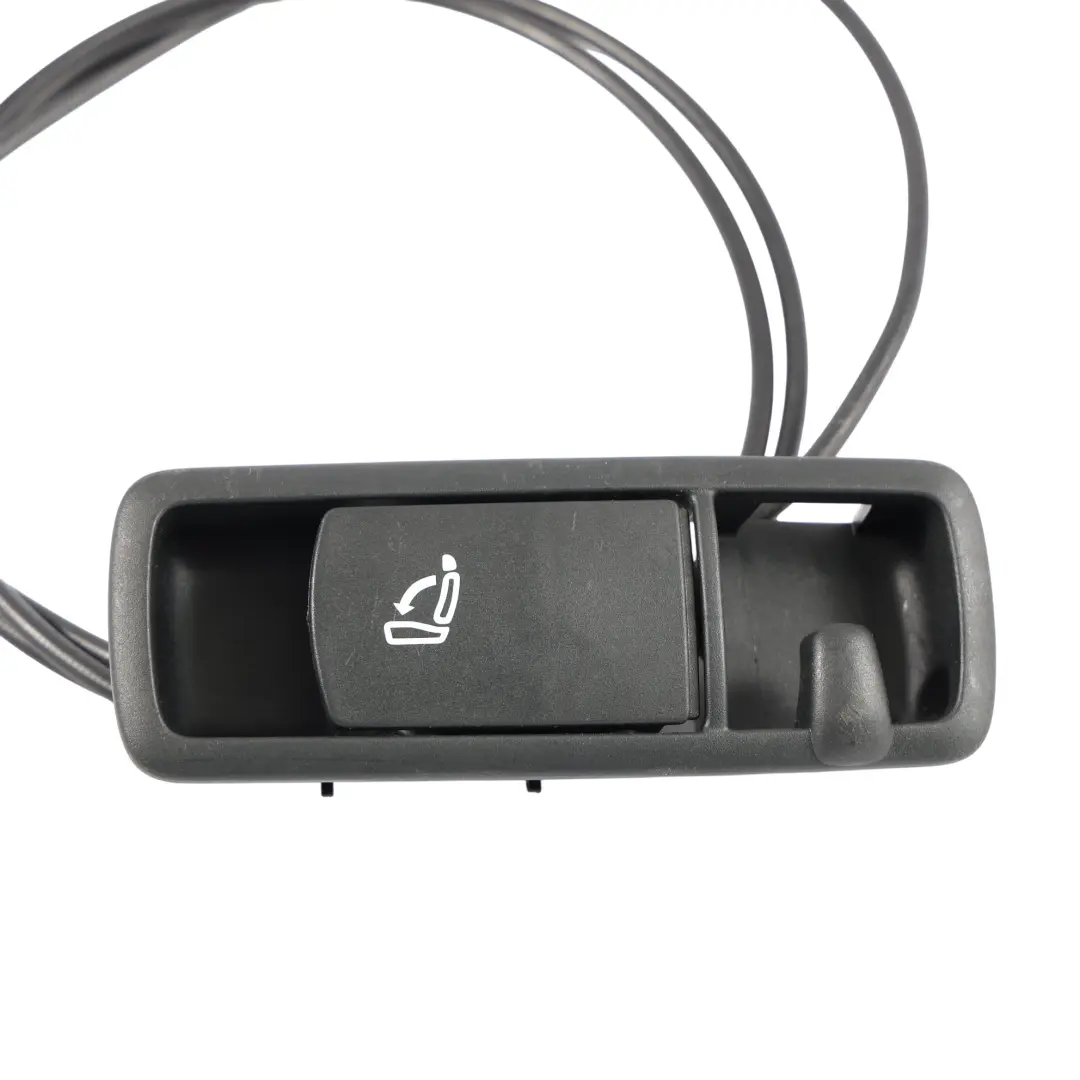 Volkswagen Passat B7 Rear Seat Release Handle Lever Link Right O/S - SKU 3AF885592B - Part number 3AF885592B