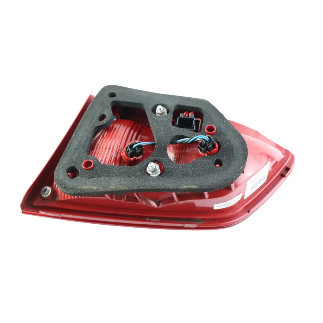 Volkswagen Passat B7 Break Hayon Feu Intérieur Gauche - SKU 3AF945093K - Numéro de pièce 3AF945093K