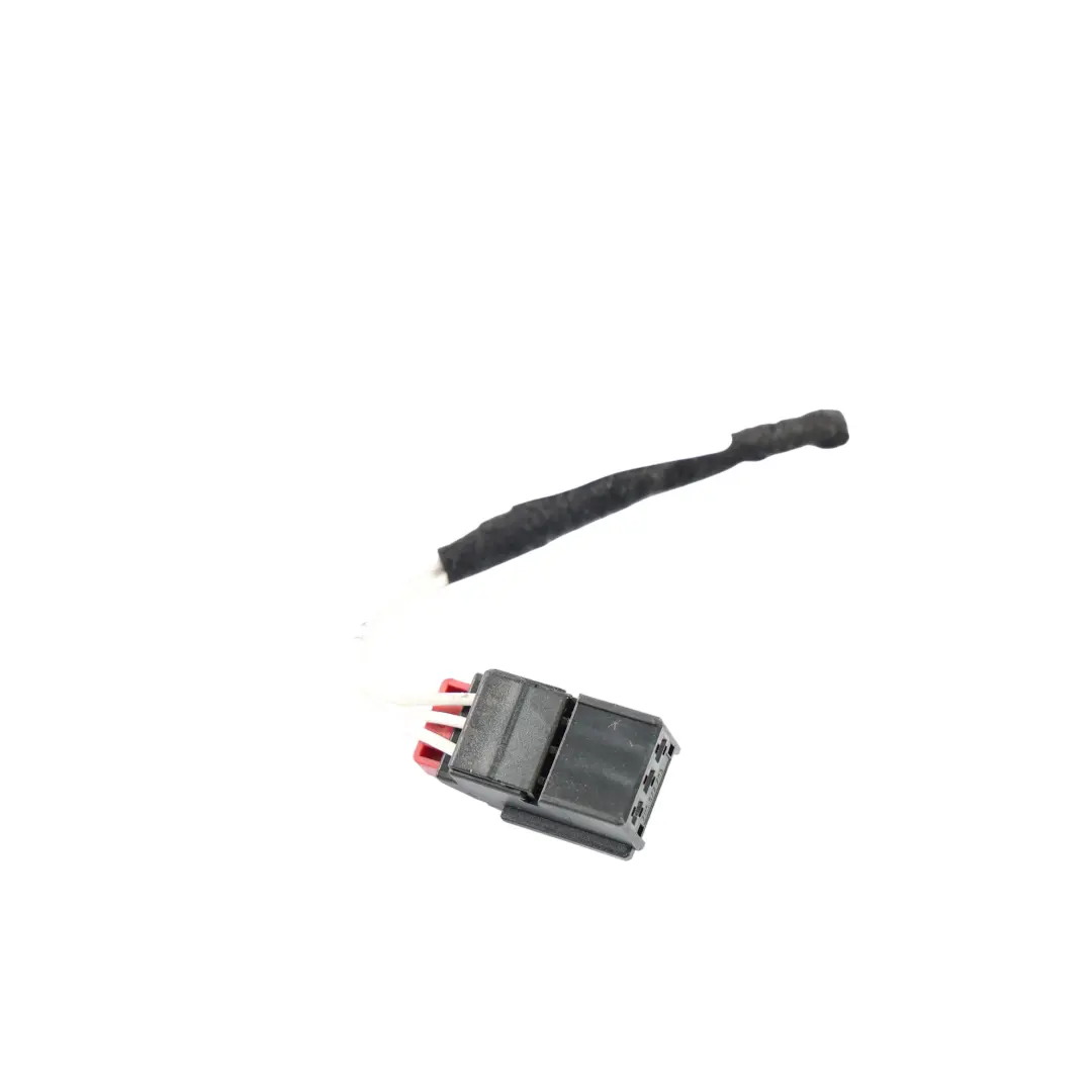 Tail Light Lamp Plug Wiring Harness Right O/S to VW Passat B7 Rear with Part number 3AF945094B VW Passat B7 Rear Tail Light Lamp Plug Wiring Harness Right O/S - SKU 3AF945094B-2 - Part number 3AF945094B
