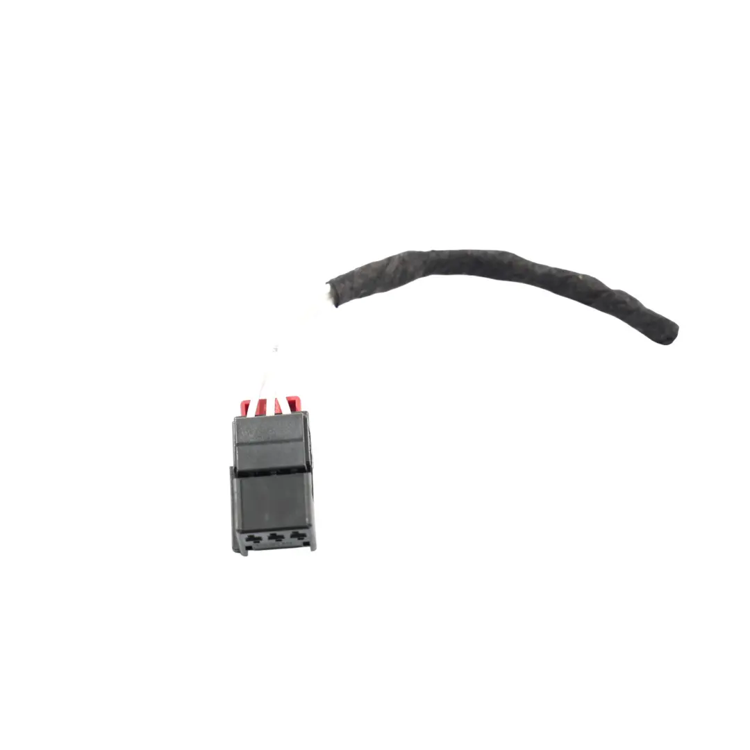 Boot Lid Wiring Inner Light Lamp Right O/S to VW Passat B7 Estate Rear with Part number 3AF945094J VW Passat B7 Estate Rear Boot Lid Wiring Inner Light Lamp Right O/S - SKU 3AF945094J-2 - Part number 3AF945094J