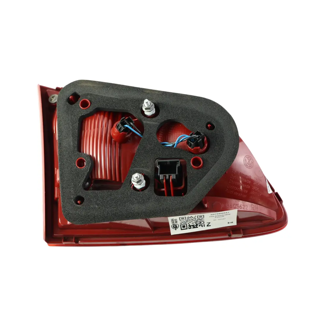 Volkswagen Passat B7 Estate Rear Boot Lid Inner Light Lamp Right O/S - SKU 3AF945094J - Part number 3AF945094J