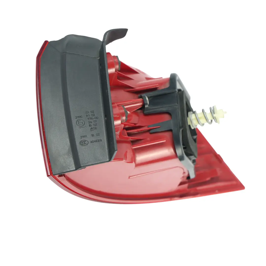 Luz Piloto Trasero Derecho para Volkswagen Passat B7 Estate con número de pieza 3AF945095C Volkswagen Passat B7 Estate Luz Piloto Trasero Derecho - SKU 3AF945095C - Número de pieza 3AF945095C