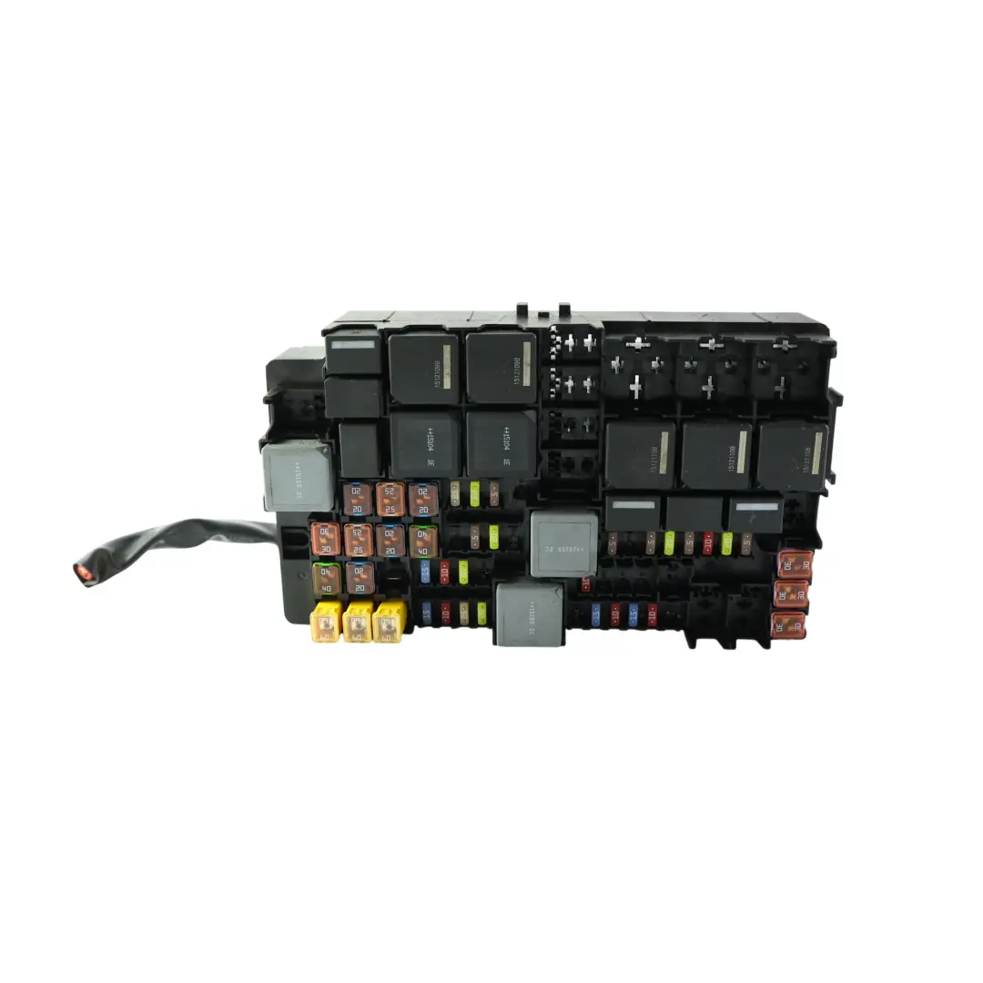 Mk6 Additional Fuse Box Relay Box Module Unit TKE4180109A to Ford Ranger with Part number 3B0K Ford Ranger Mk6 Additional Fuse Box Relay Box Module Unit TKE4180109A - SKU 3B0K-40104 - Part number 3B0K