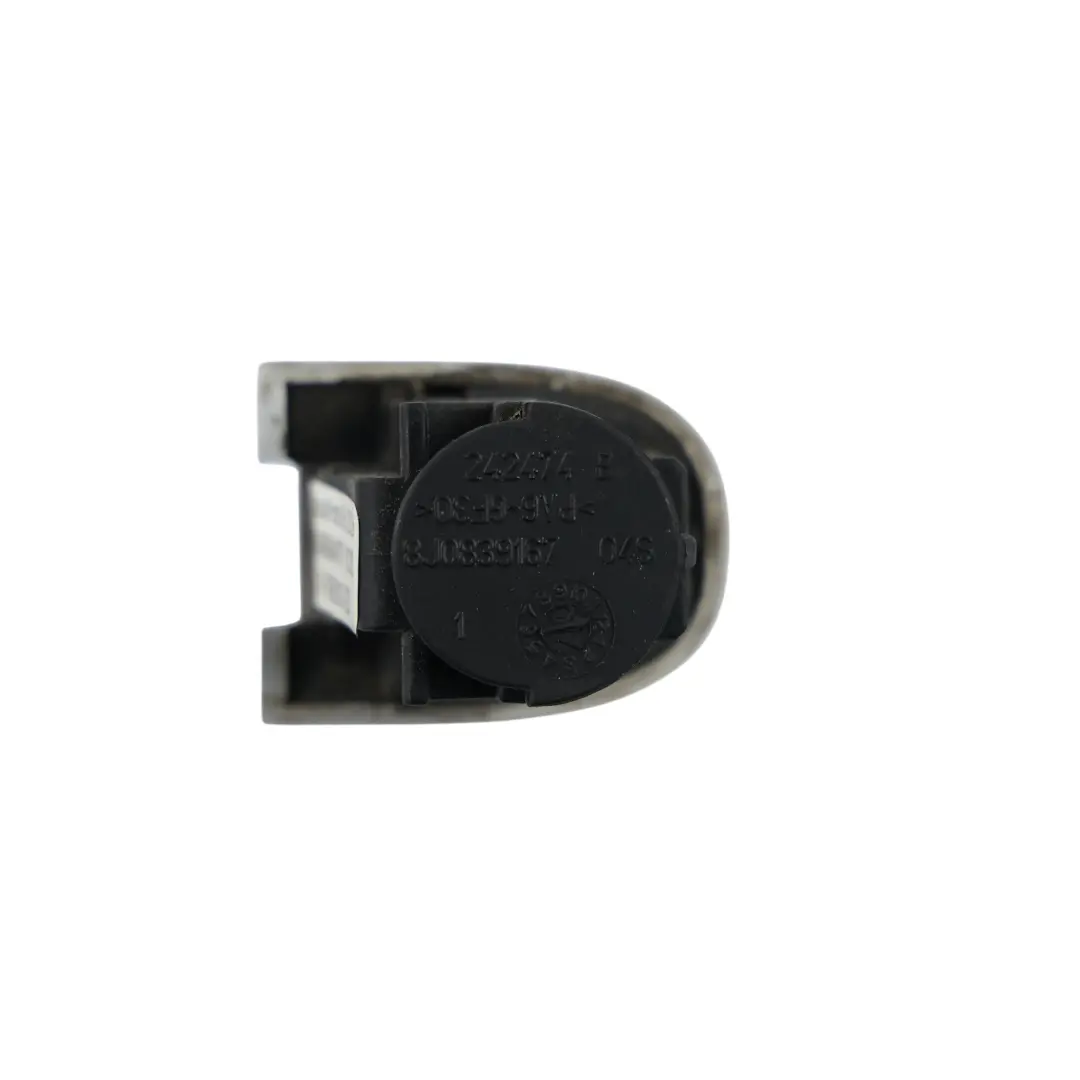 Coppa Maniglia Porta Post. Sinistra Argento Ghiaccio X7W per Audi TT 8J con numero di parte 3B4839879A Audi TT 8J Coppa Maniglia Porta Post. Sinistra Argento Ghiaccio X7W - SKU 3B4839879A-ICS - Numero di parte 3B4839879A
