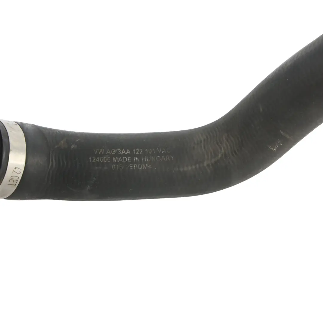 Manguera Tubo Radiador Refrigerante 2.0 TDI para Volkswagen Passat B7 con número de pieza 3C0121087A Volkswagen Passat B7 Manguera Tubo Radiador Refrigerante 2.0 TDI - SKU 3C0121087A - Número de pieza 3C0121087A