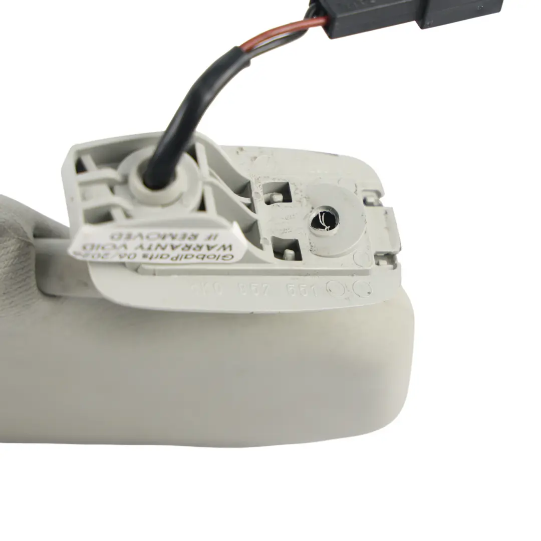 Pare-Soleil Gauche Gris pour Volkswagen Passat B7 à propos du numéro de pièce 3C0857551P Volkswagen Passat B7 Pare-Soleil Gauche Gris - SKU 3C0857551P - Numéro de pièce 3C0857551P