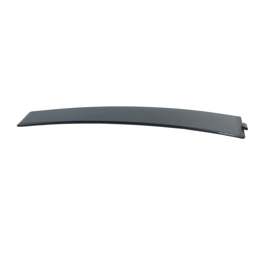 Moldura Panel Ventana Delantero Derecho para Volkswagen Passat B6 Marco con número de pieza 3C4837902B Volkswagen Passat B6 Marco Moldura Panel Ventana Delantero Derecho - SKU 3C4837902B - Número de pieza 3C4837902B
