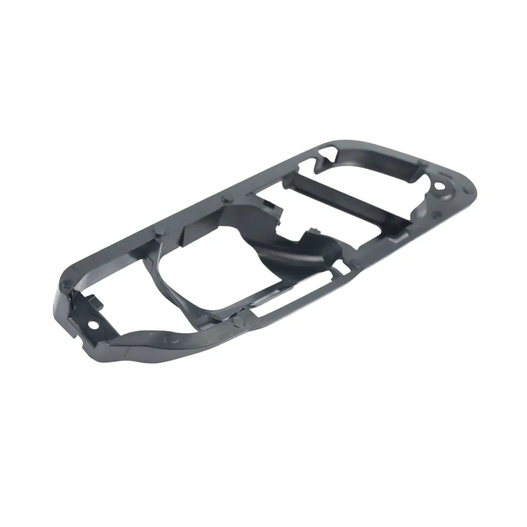 Soporte Manija Puerta Interior Derecha para Volkswagen Passat CC con número de pieza 3C8837198C Volkswagen Passat CC Soporte Manija Puerta Interior Derecha - SKU 3C8837198C - Número de pieza 3C8837198C